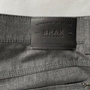 Amazing 32x34 BRAX COOPER mid-gray, wool blend pants